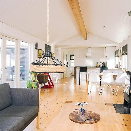 6 Person In Grevinge-by Traum Grevinge
